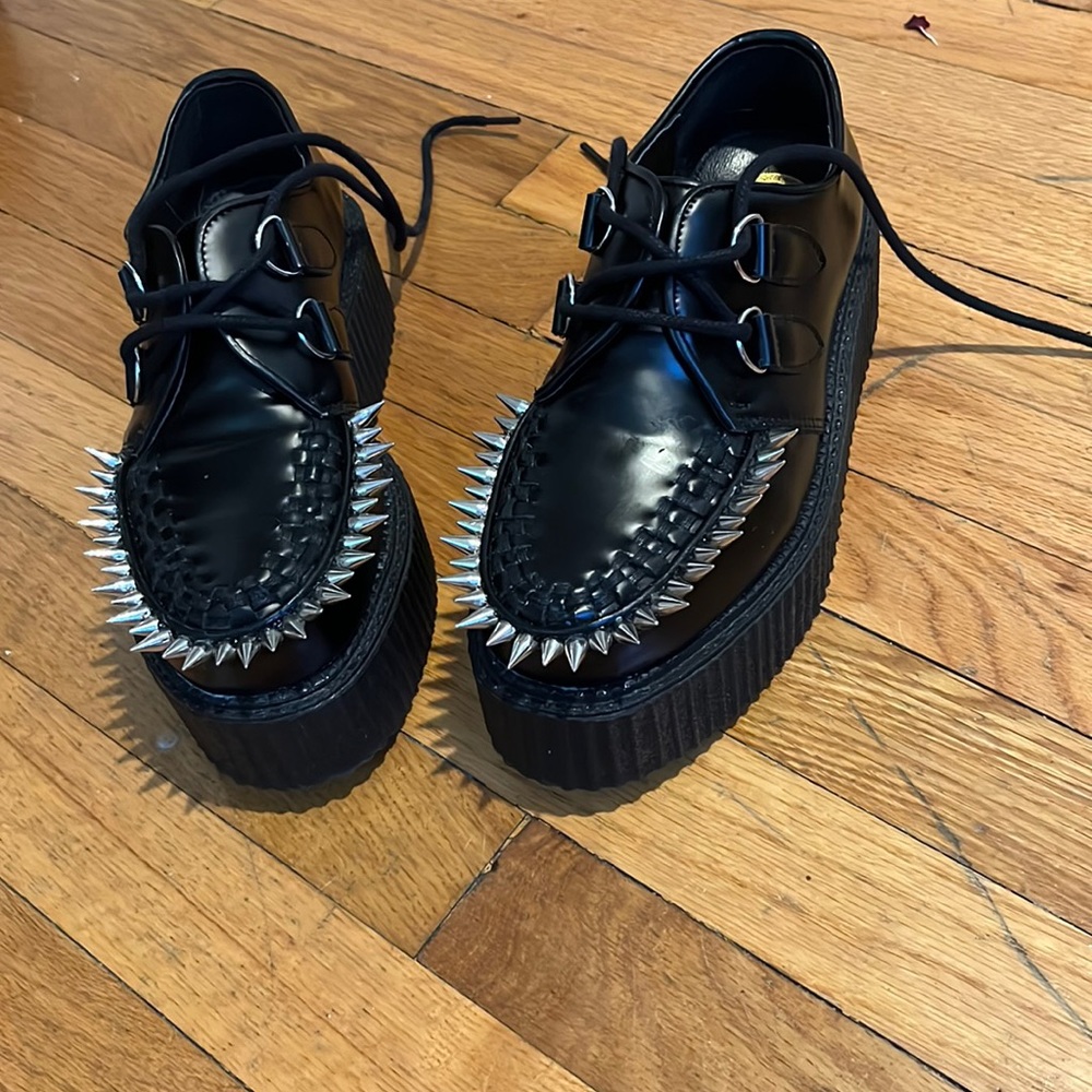 - Demonia Creeper— 402 WITH CUSTOM SPIKES SIZE 8 MENS